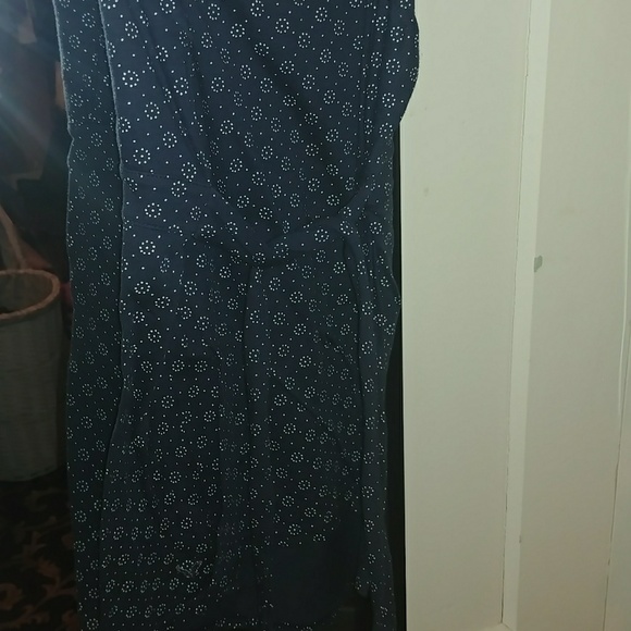 *4 for $10*American Eagle top - Picture 3 of 4